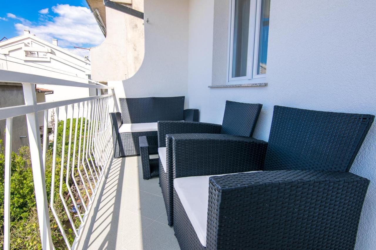 Apartman Petra Макарска Экстерьер фото