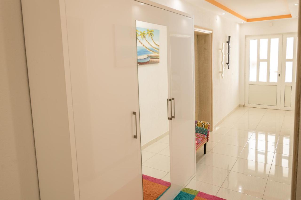 Apartman Petra Макарска Экстерьер фото
